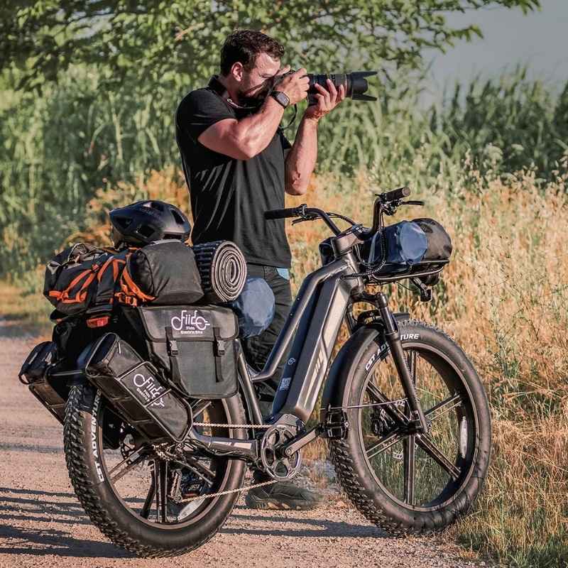 FIIDO TITAN FAT-TYRE TOURING LONG-RANGE ELECTRIC BIKE - 250W - Charge & Glide