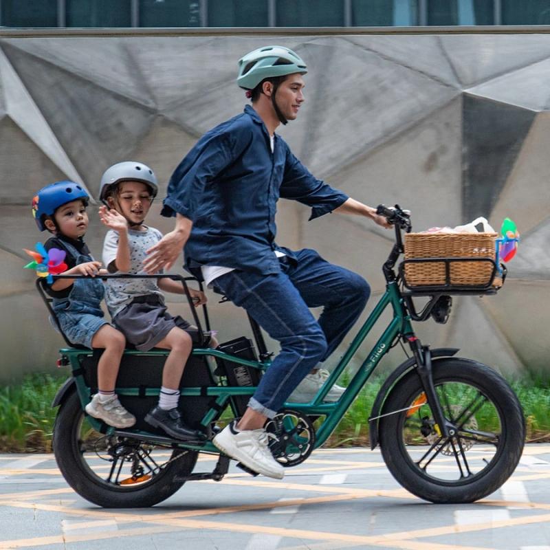 CARGO E-BIKES