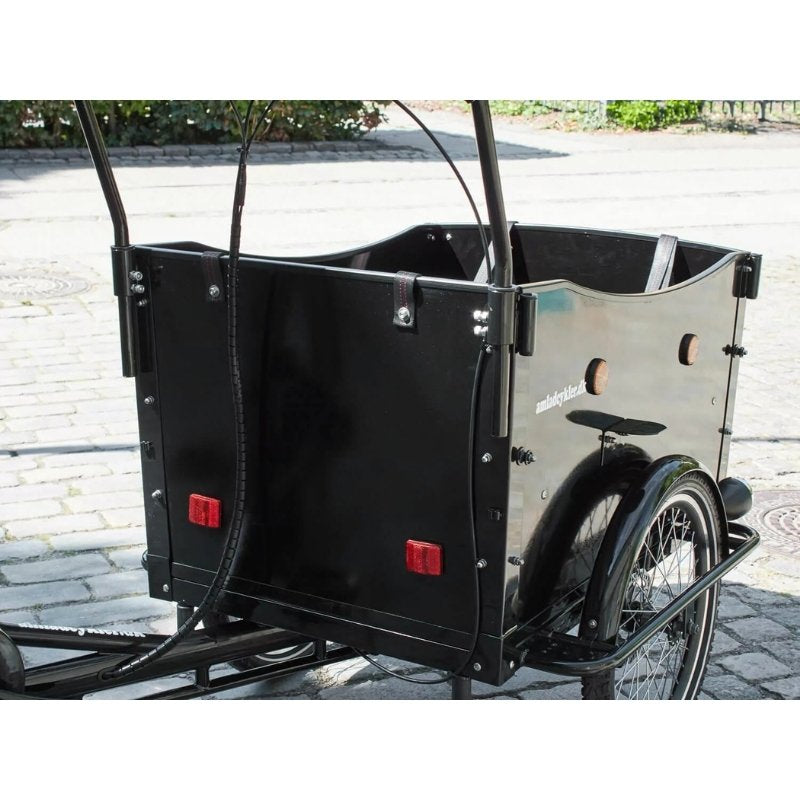 AMCARGOBIKES CURVE DOG FRIENDLY CARGO ELECTRIC BIKE TRICYCLE 250W - Charge & Glide