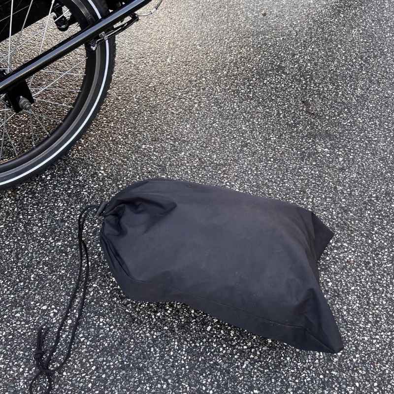 AMCargoBikes Luxury Waterproof Cover For Electric Cargo Bike - Charge & Glide