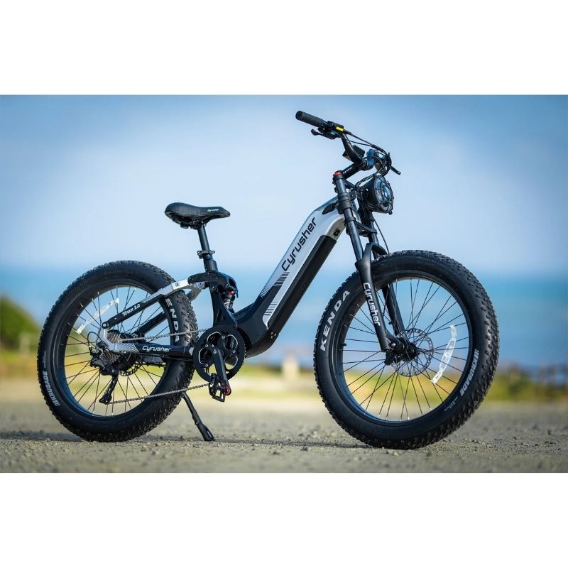 CYRUSHER TRAX 2.0 STEP-THROUGH ALL-TERRAIN FAT-TYRE ELECTRIC BIKE 250W - Charge & Glide
