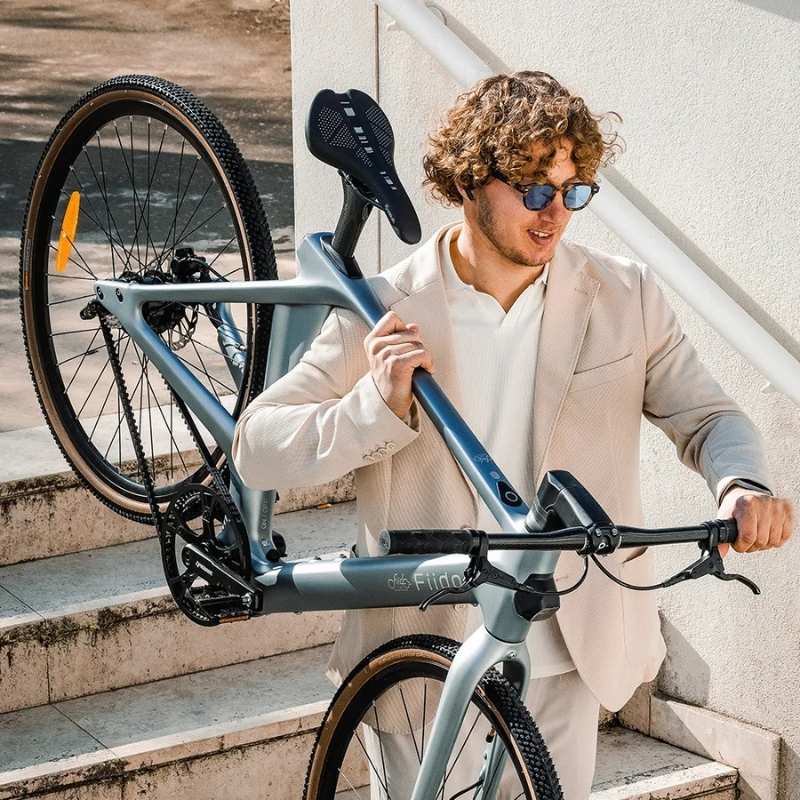FIIDO AIR ULTRA LIGHTWEIGHT CARBON FIBRE ELECTRIC BIKE 250W - Charge & Glide