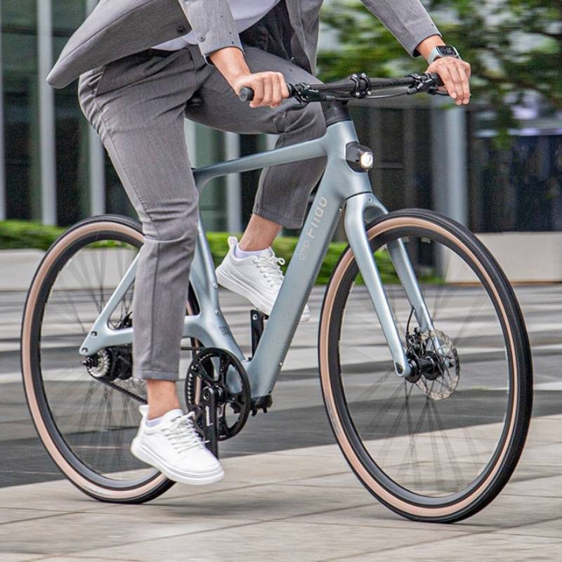 FIIDO AIR ULTRA LIGHTWEIGHT CARBON FIBRE ELECTRIC BIKE 250W - Charge & Glide