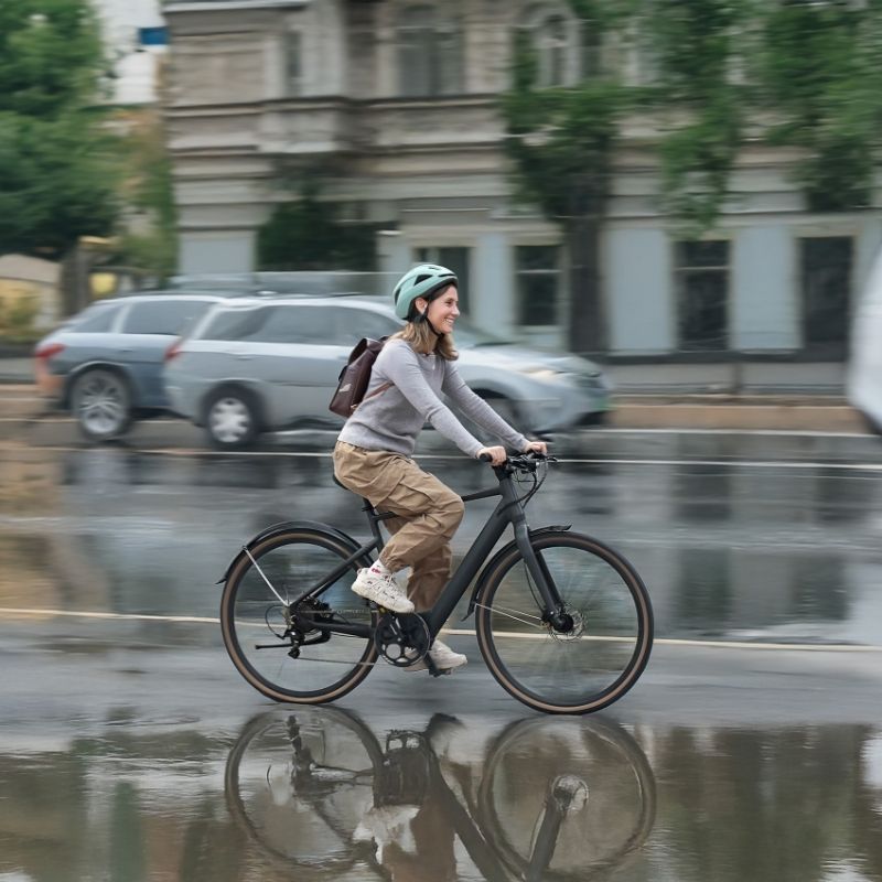 FIIDO C21 E-GRAVEL & CITY LIGHTWEIGHT ELECTRIC BIKE 250W - Charge & Glide