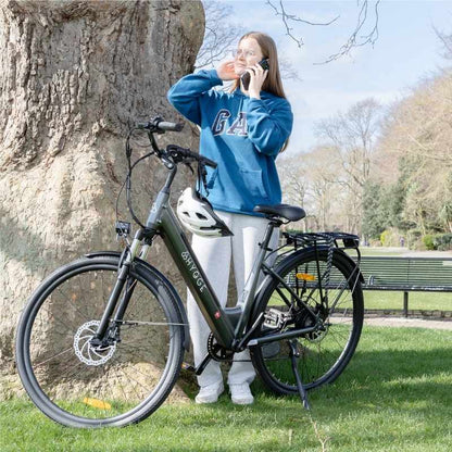 HYGGE AARHUS STEP CITY ELECTRIC BIKE - 250W, 80KM RANGE, SHIMANO 8-SPEED, GRAPHITE GREY - Charge & Glide