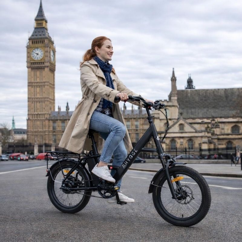 Hygge Herlev Auto Lightweight City Electric Bike 250W Charcoal Black  - Charge & Glide