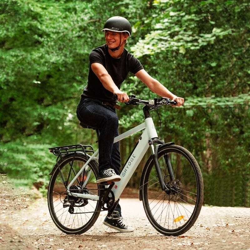 Hygge Lossø Commuter E-Bike 250W, Ivory White - Charge & Glide