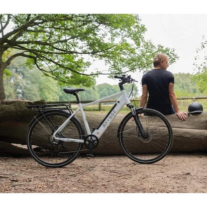 Hygge Lossø Commuter E-Bike 250W, Ivory White - Charge & Glide