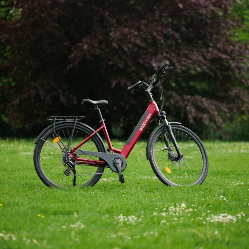 Roxform STRIDE S Step-Through City Commuter Electric Bike 250W - Charge & Glide