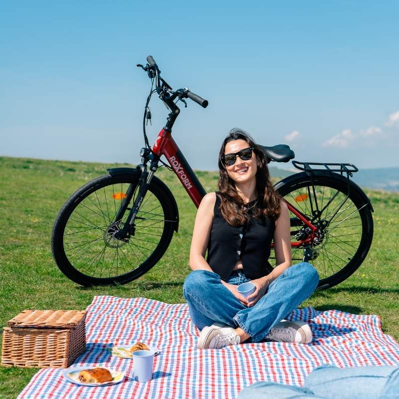 Roxform STRIDE S Step-Through City Commuter Electric Bike 250W - Charge & Glide